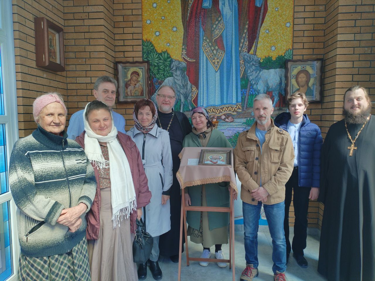 Еженедельные молебны в Никольской часовне пос. Озёрный