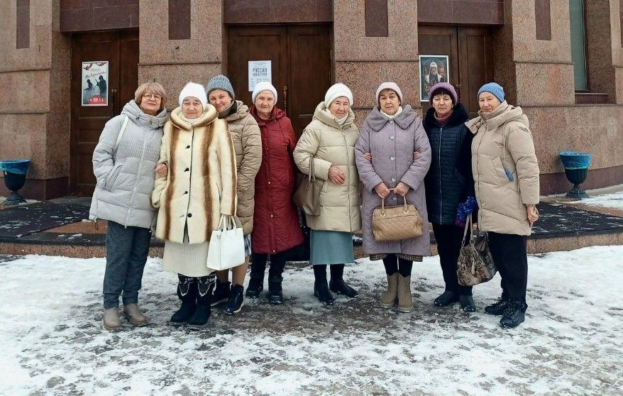 Поездка прихожан на выставку, посвящённую патриарху Всероссийскому Тихону