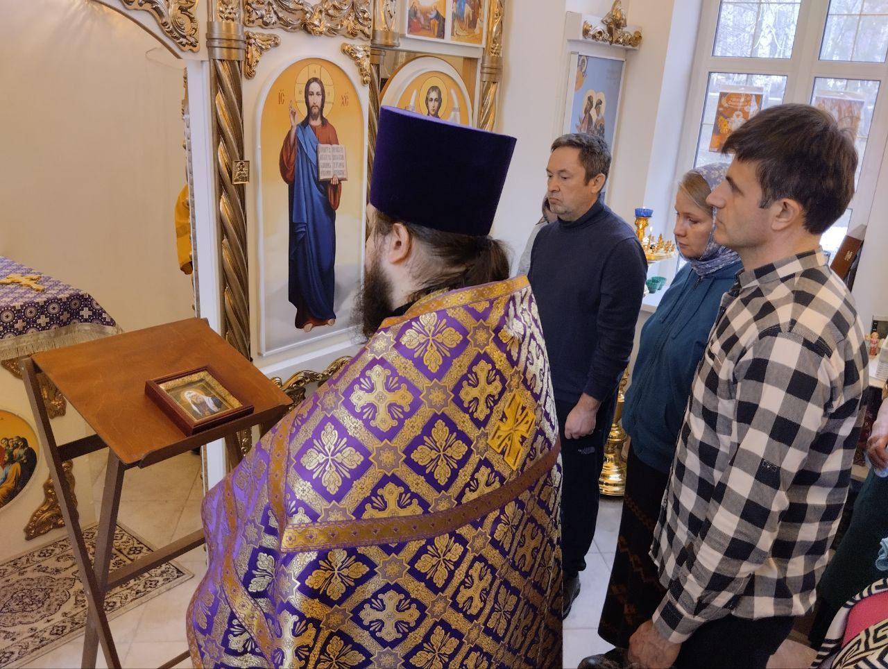Память святителя Тихона молитвенно встретили на Приходе