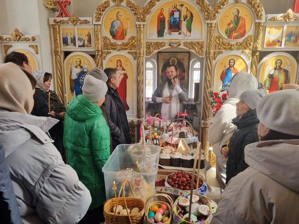 В Великую субботу в храме-часовне состоялось освящение пасхальных яств
