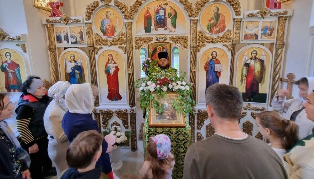 Молебен в День Святой Троицы